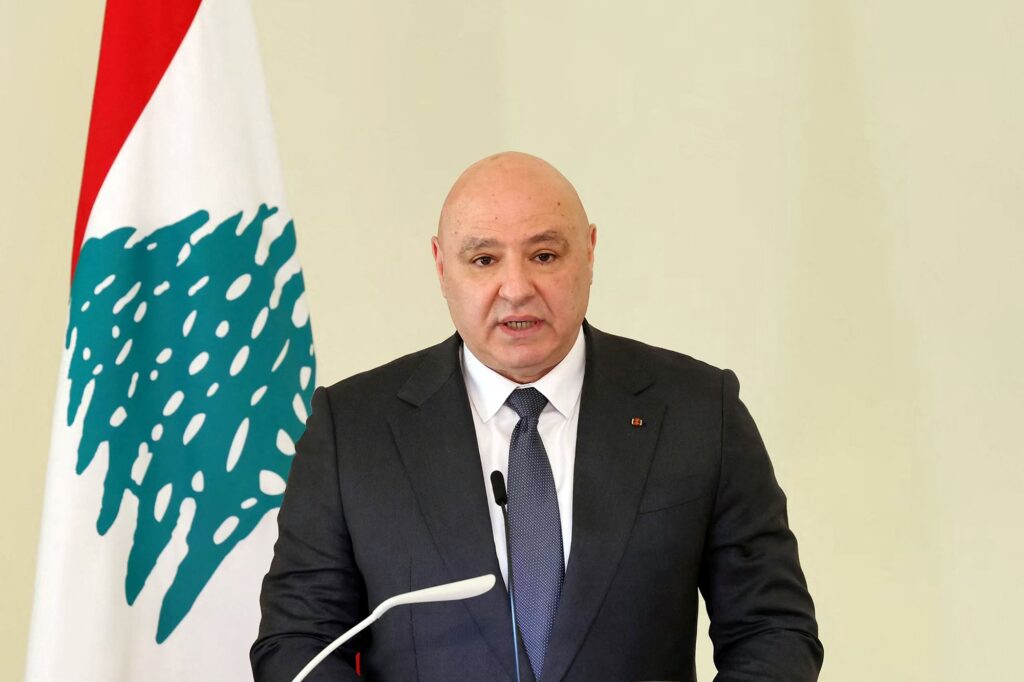Lebanon will not cede land to Israel, president insists