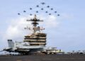 FOTO edaran Tentera Laut AS menunjukkan pesawat Sayap Udara Pembawa (CVW) 7 terbang dalam formasi di atas USS George H.W. Bush (CVN 77) di Laut Arab.- AFP