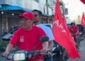 GAMBAR tular sekumpulan petugas kempen PH yang menunggang motosikal tanpa memakai topi keledar semasa kempen PRN Johor.