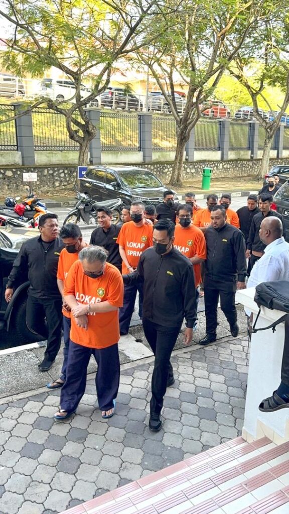 Malaysian Authorities Arrest 33 in Corruption Probe Involving Foreign Nationals