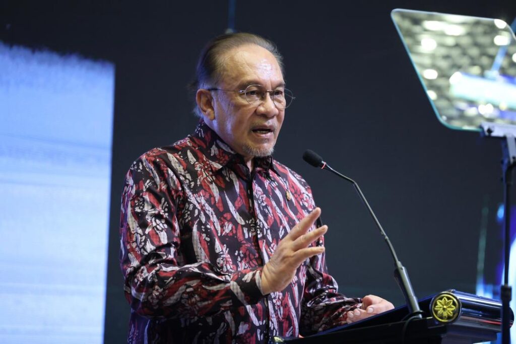 Malaysia PM Slams Western Double Standards on International Law
