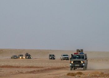 GAMBAR fail kenderaan pasukan keselamatan Iraq meronda sempadan dengan Arab Saudi. - AFP