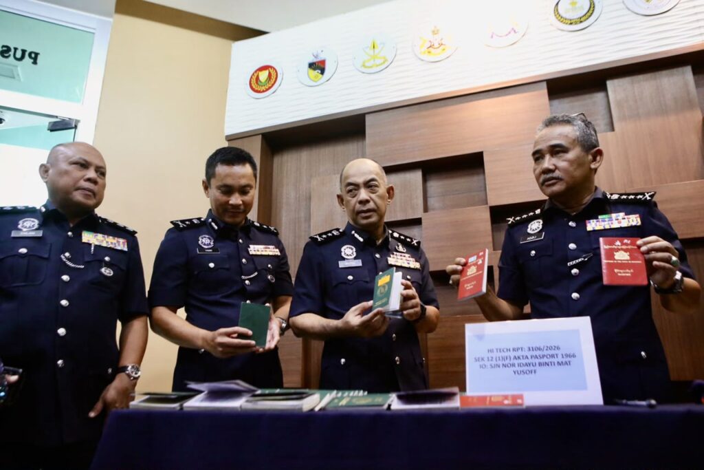 Police Bust Syndicate Producing Fake Work Permits and UNHCR Cards