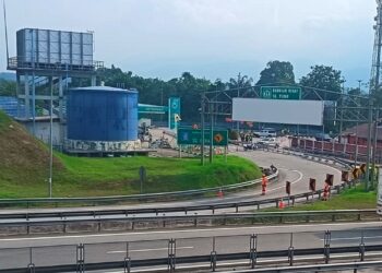 R&R Sungai Perak arah utara lengang ekoran penutupan sementara bagi memberi laluan operasi khas menangani gangguan monyet liar oleh Perhilitan Perak semalam.