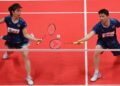 Goh Soon Huat-Shevon Lai menewaskan beregu campuran Jepun, Hiroki Midorikawa-Misaki Matsumoto 21-15, 16-21, 21-19 pada Terbuka China, hari ini. - AFP