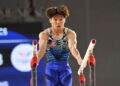Ng Chun Chen melakukan rutin penyesuaian di Arena Antarabangsa Glasgow, semalam. - IHSAN MSN