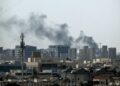 GAMBAR fail kepulan asap akibat serangan Iran di Doha. - AFP