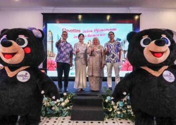 WAN  Amir-Jeffery Wan Abdul Majid (kiri sekali) pada majlis pelancaran kempen Flavettes Merdeka 2026 di sini hari ini.