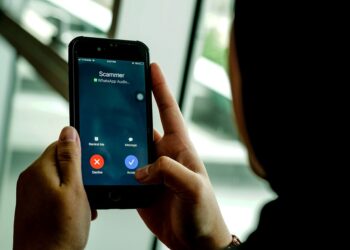 modus operandi sindiket penipuan atas talian ini sangat mirip dengan agenda besar dajal, iaitu menipu serta meranapkan hidup manusia secara fizikal dan emosi. - GAMBAR HIASAN