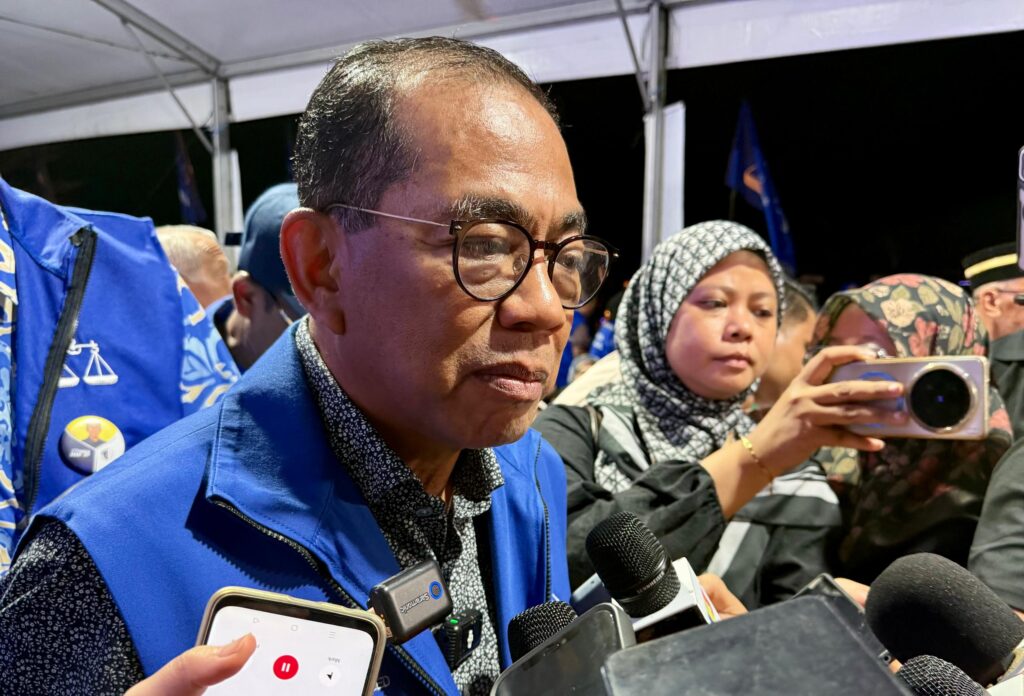 Malaysia Bolsters Defense Readiness at Layang-Layang Island Amid South China Sea Claims