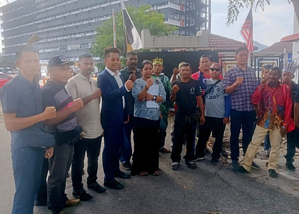 Pahang farmers file over 200 police reports against palm oil project in forest reserve