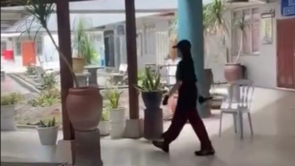 Pelajar ditikam