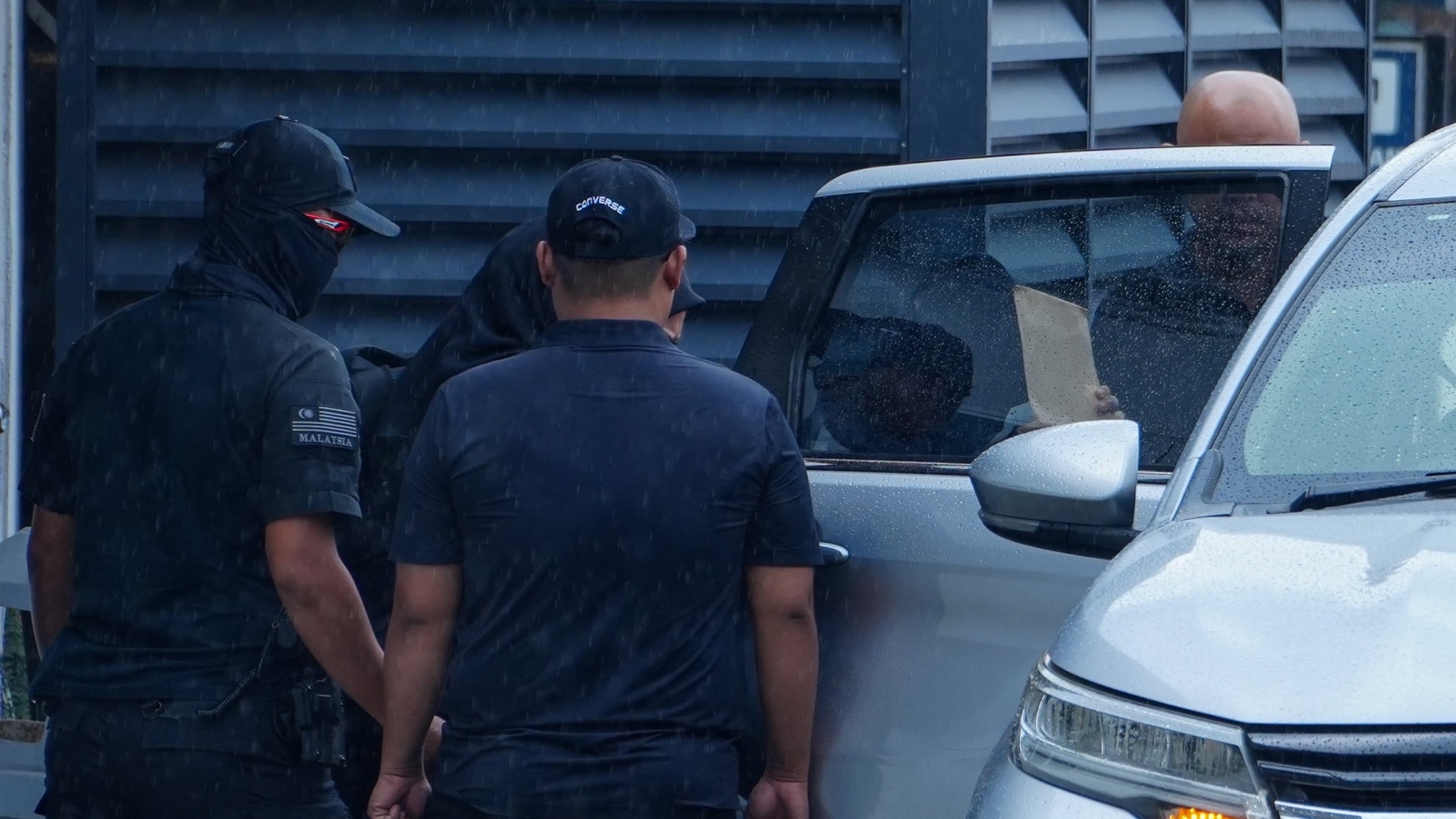 Remaja dituduh tikam rakan