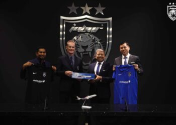 JDT dan Malaysia Airlines meneruskan kerjasama untuk tiga tahun lagi.-IHSAN JST