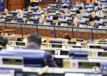 WAKIL rakyat perlu membawa isu kawasan mereka ke Parlimen kerana itu janji mereka semasa berkempen. – Gambar Parlimen Malaysia