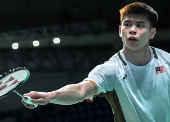 Leong Jun Hao meneruskan kemaraan selepas menewaskan lawan dari Taiwan, Chi Yu Jen 21-19, 21-16 pada Terbuka Jepun, semalam. - AFP