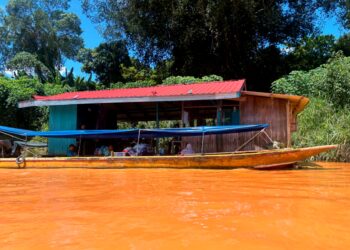 BOT penambang menjadi nadi pengangkutan utama bagi penduduk di enam buah kampung berhampiran Sungai Kelantan di Kuala Krai, Kelantan.