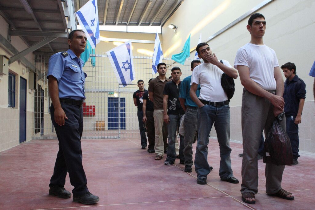 Israel digs crocodile moat around Palestinian detainee block