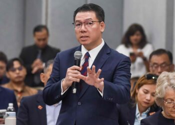 NGA Kor Ming berucap ketika menyertai sesi meja bulat ketika Persidangan Perumahan Serantau 2026 bersempena AREC 2026 di hotel M World, Petaling Jaya. - UTUSAN/M. FIRDAUS M. JOHARI