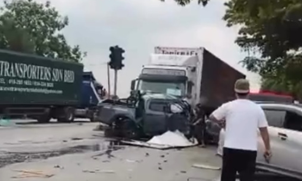 Pemandu mabuk maut