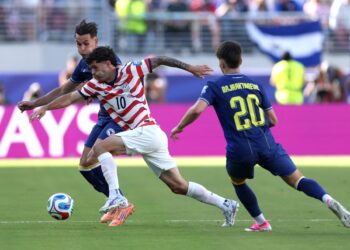 AKSI Kapten Amerika Syarikat, Christian Pulisic ketika menentang Bosnia dan Herzegovina pada pusingan ke-32 Piala Dunia 2026.-AFP