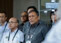 RAMLAN Harun ketika sidang akhbar selepas meninjau proses pengundian awal oleh anggota dan pegawai tentera bagi Pilihan Raya Negeri (PRN) Johor ke-16, di Kem Mahkota, di sini hari ini. UTUSAN/SHIDDIEQIIN ZON