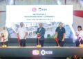 MOHD Zary Affendi Mohd Arif (tengah) bersama Mohd Sohimin Mohd Alayedin (dua dari kiri) dan Ketua ESR Malaysia dan Pengurus Besar Bersama SDPLOG, David Aboud (dua dari kanan) menyempurnakan upacara pecah tanah untuk Metrohub 3 di Taman Logistik E-Metro, Bukit Raja, Klang. - UTUSAN/AFIQ RAZALI