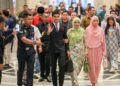 SYED Saddiq Syed Abdul Rahman tiba di Mahkamah Persekutuan, Istana Kehakiman bagi mendengar keputusan rayuan akhir pihak pendakwaan untuk mengetepikan pembebasannya berhubung empat kes menyeleweng dana Angkatan Bersatu Anak Muda (ARMADA) di Mahkamah Persekutuan Putrajaya di sini, hari ini. UTUSAN/FAISOL MUSTAFA