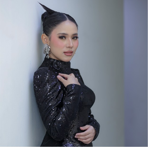 Boleh digilap lagi bakat mengacara Azeva itu Boleh digilap lagi bakat mengacara Azeva itu