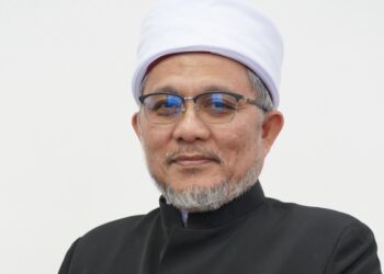 ASMADI MOHAMED NAIM