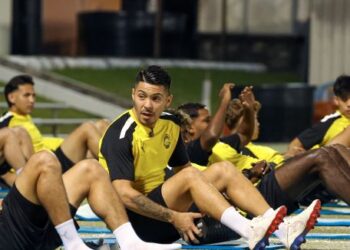 Sergio Aguero berlatih bersama skuad Harimau Malaya sebagai persiapan kempen Piala AFF 2026. - UTUSAN/ISKANDAR ISHAK