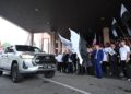 WAN ROSDY Wan Ismail (depan) melepaskan konvoi MAHA Pahang 2026 di perkarangan Lobi Pejabat Daerah dan Tanah Bera di Bera, Pahang. - FOTO/SALEHUDIN MAT RASAD
