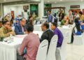 KAKITANGAN Majlis Bandaraya Seremban (MBS) ketika melakukan simulasi bagi persiapan hari penamaan calon Pilihan Raya Negeri (PRN) Negeri Sembilan di Wisma Majlis Bandaraya Seremban, semalam.-UTUSAN/ISKANDAR ISHAK