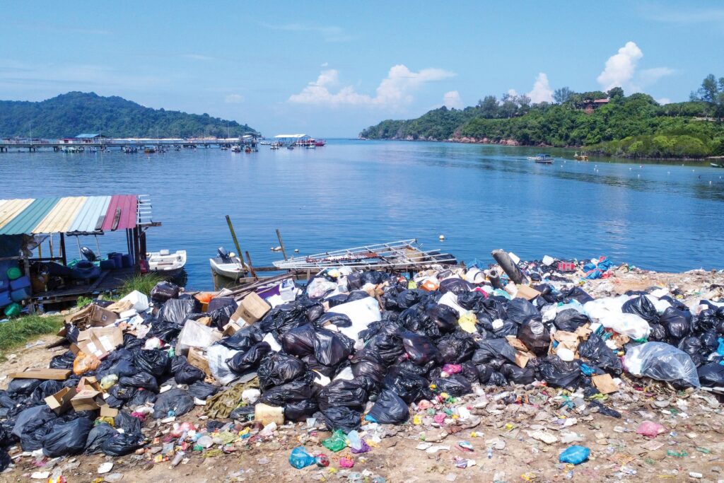 Garbage 'hell' on holiday island: Pulau Redang's pristine image threatened by waste crisis