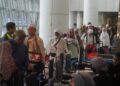 ZULKIFLI Hasan menyambut ketibaan jemaah haji pada penerbangan terakhir dari Tanah Suci bagi musim Haji 1447H/2026M di KLIA Terminal 1. - UTUSAN/FAISOL MUSTAFA
