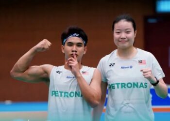 Ahmad Redzuan-Zi Yu menamatkan kemarau 19 tahun selepas menjulang gelaran pada Kejohanan Remaja Asia di Yatsushiro, Jepun, hari ini. - Ihsan BAM