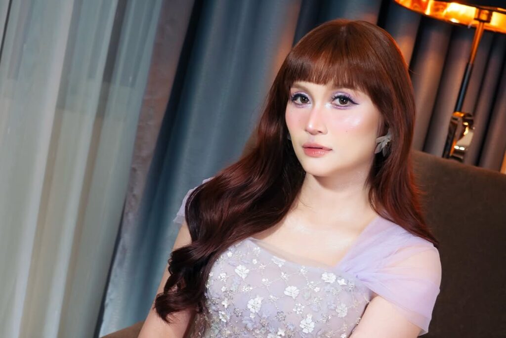 Husband loves pampering kids, Ayda Jebat asks Nabil Mahir to be patient about having more children