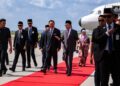 ANWAR Ibrahim ketika menyambut ketibaan Anutin Charnvirakul sempena lawatan rasmi Perdana Menteri Thailand ke Malaysia. - GAMBAR IHSAN PEJABAT PERDANA MENTERI