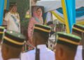 TUN Ramli Ngah Talib (kiri) bersama isteri, Toh Puan Raja Noora Ashikin Raja Abdullah ketika menghadiri Istiadat Penganugerahan Darjah Kebesaran, Bintang dan Pingat Kehormatan Negeri Pulau Pinang di Dewan Sri Pinang, George Town, Pulau Pinang hari ini.-UTUSAN/DANIAL SAAD