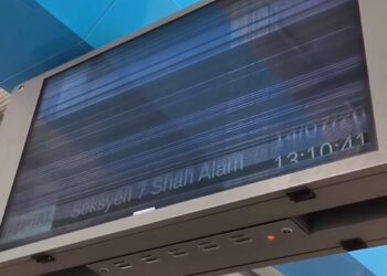 kerosakkan pada paparan skrin LRT3