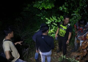 Siasatan di lokasi penemuan mayat sekitar kawasan cerun di Kampung Numbak, Sepanggar.