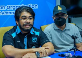 Hishamuddin Hashim dalam sidang media di Pejabat Pertubuhan Kemanusiaan Masyarakat Antarabangsa Malaysia (MHO).-UTUSAN/SADDAM YUSOFF 