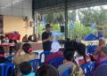 JALALUDDIN Alias pada Majlis Sepetang Bersama Masyarakat Orang Asli Kampung Putra, Jelebu hari ini-UTUSAN/FATIN NORIZATI MAT ISA
