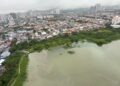 KOLAM Sri Murni di Selayang, Kuala Lumpur berfungsi sebagai kawasan tadahan air bagi menampung limpahan air hujan.