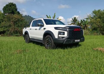 JAC T9 Grand-ES dijual pada harga sekitar RM120,000