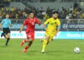 PAOLO Josue meledak gol pertama ketika Harimau Malaya menewaskan Laos 4-0 di Stadium Bolasepak Kuala Lumpur di sini hari ini. GAMBAR: FARIZ RUSADIO