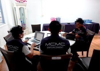 EMPAT individu dirakam percakapan bagi membantu siasatan kes sindiket fake BTS.