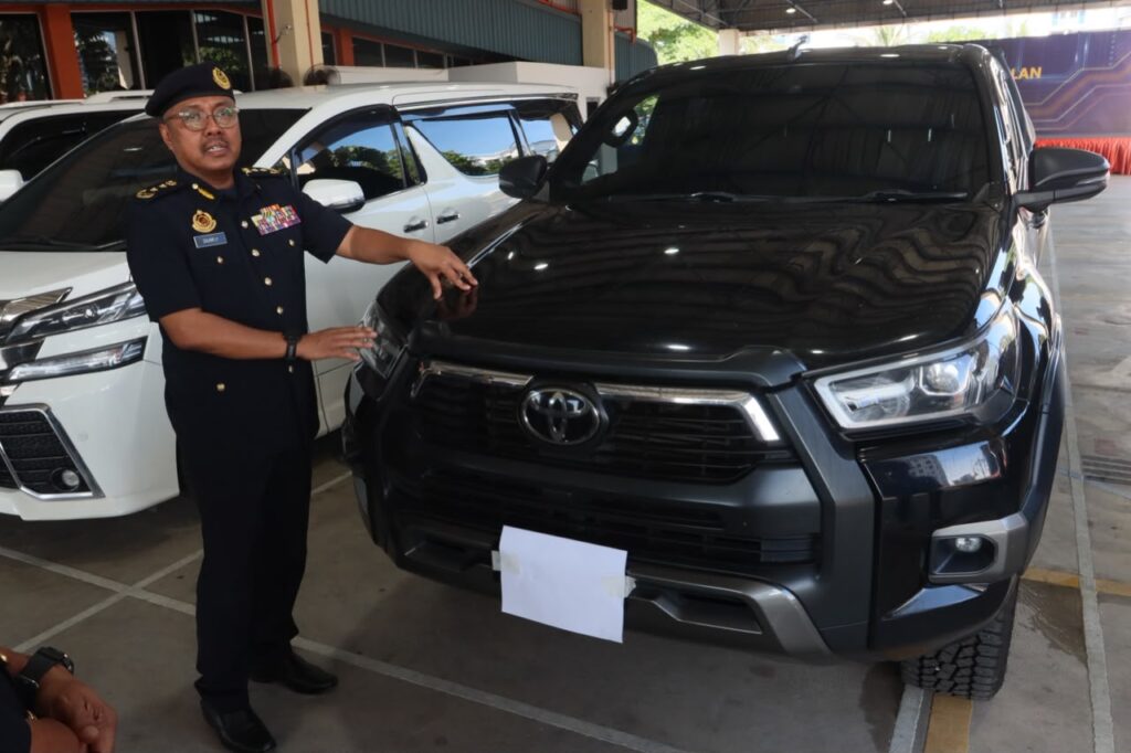 Penang Seizes 107 Vehicles in Operation Against Foreign Drivers