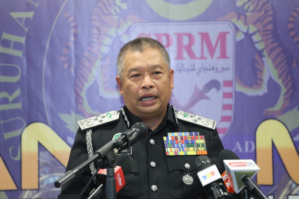 Malaysia Cancels 1,306 Illegally Approved Work Passes After System Hack