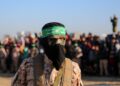 SEORANG pejuang Hamas sebelum kerajaan pergerakan itu dibubarkan di Gaza. - AFP